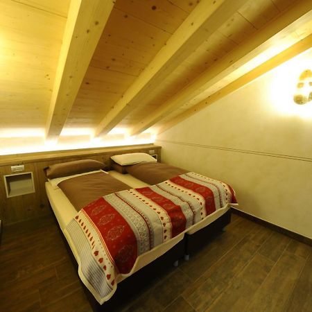 Alpen Flower By Livigno Accomodation Ngoại thất bức ảnh