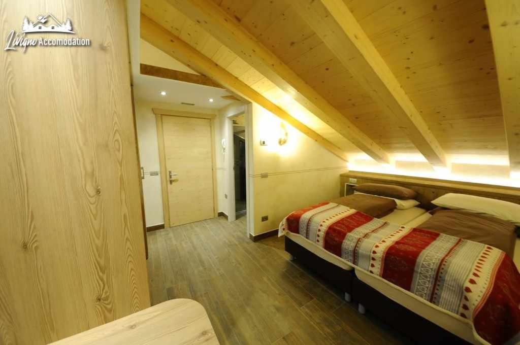 Alpen Flower By Livigno Accomodation Phòng bức ảnh